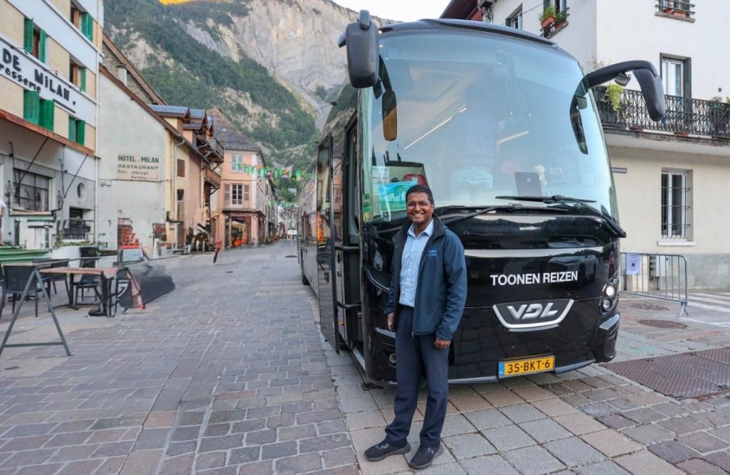 Touringcar huren: welke verzekeringen zijn inbegrepen?